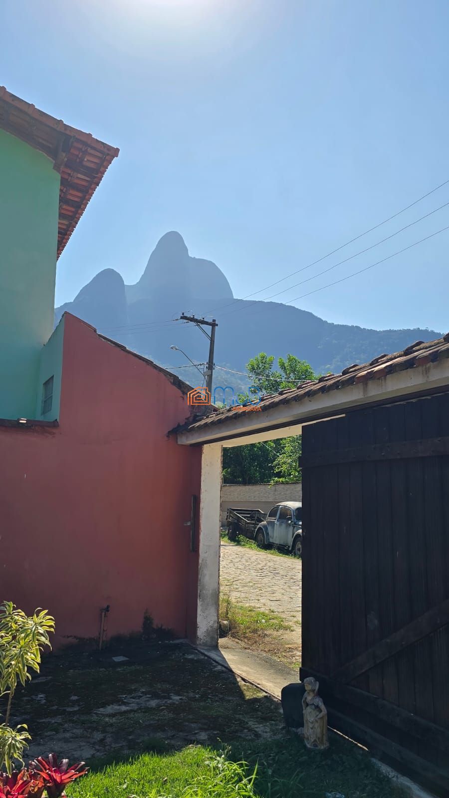 Casa à venda em trapóleo – amplo espaço e excelente estrutura!