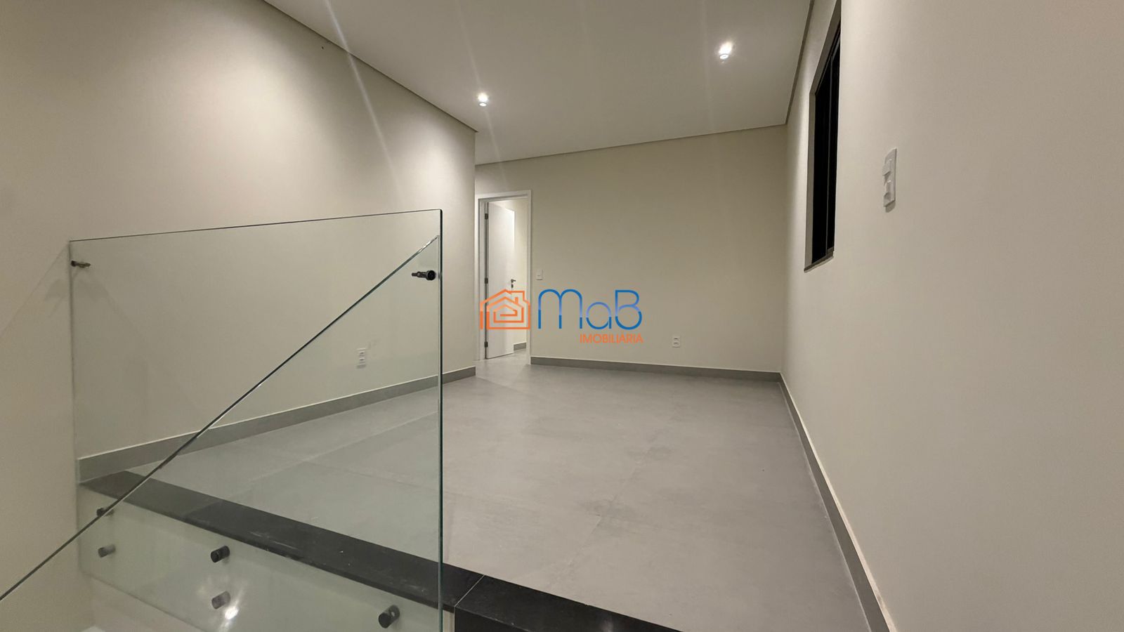 Casa de alto padrão em macaé, no condomínio residencial do b
