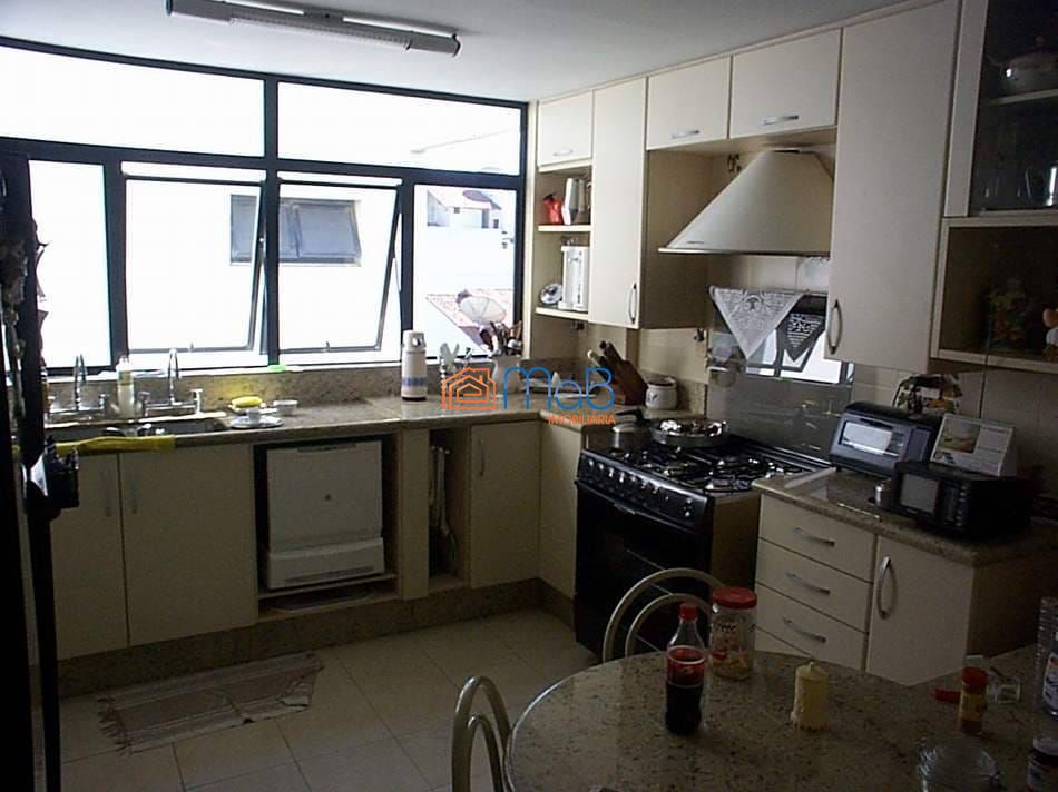 Apartamento à venda com 3 quartos, 303m² - Foto 10