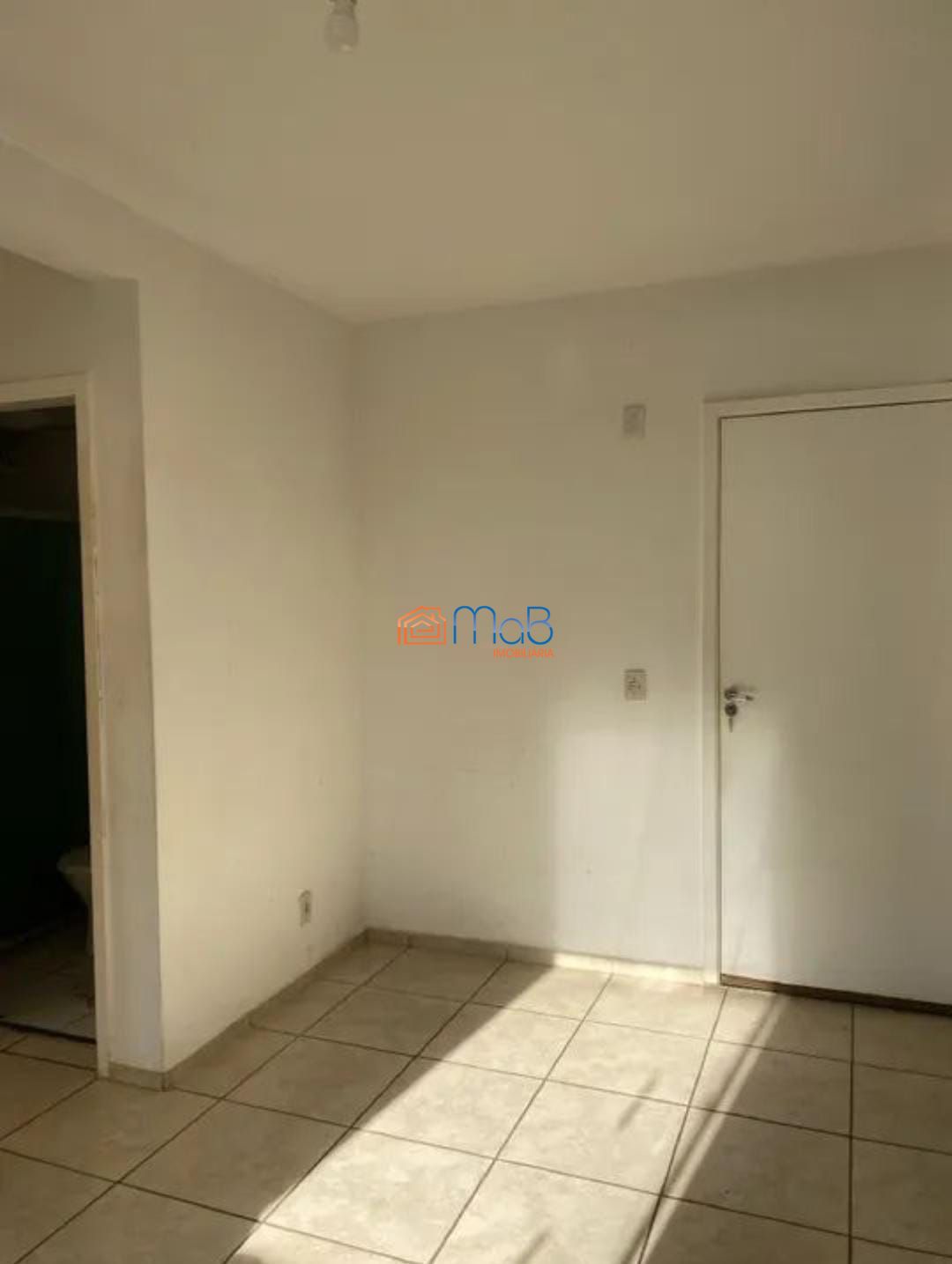 Apartamento à venda com 2 quartos, 45m² - Foto 2