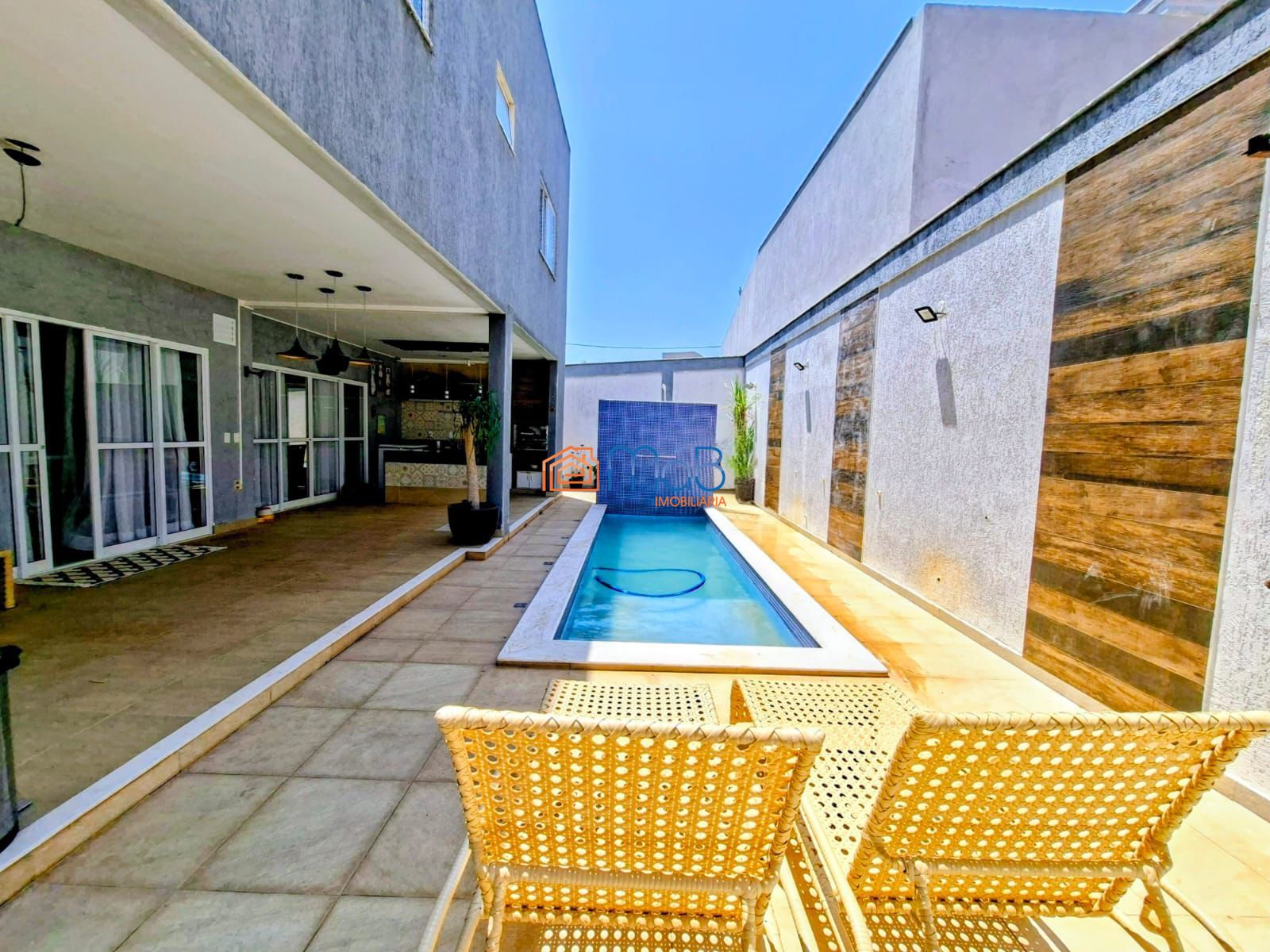 Casa de Condomínio, 4 quartos - Foto 1