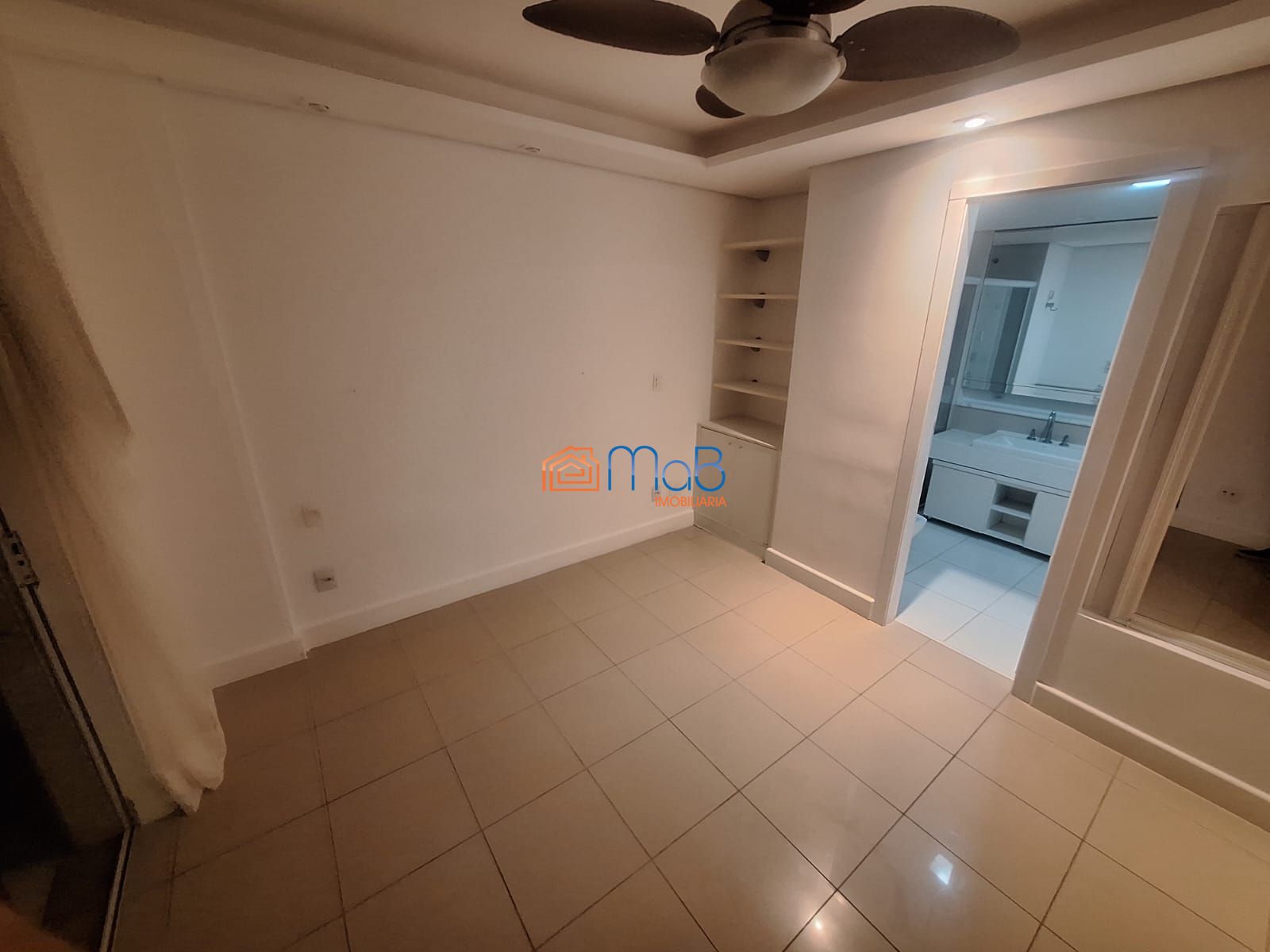 Apartamento de Frente para o Mar no Condomínio Costa Esmeralda – Pecado Macaé