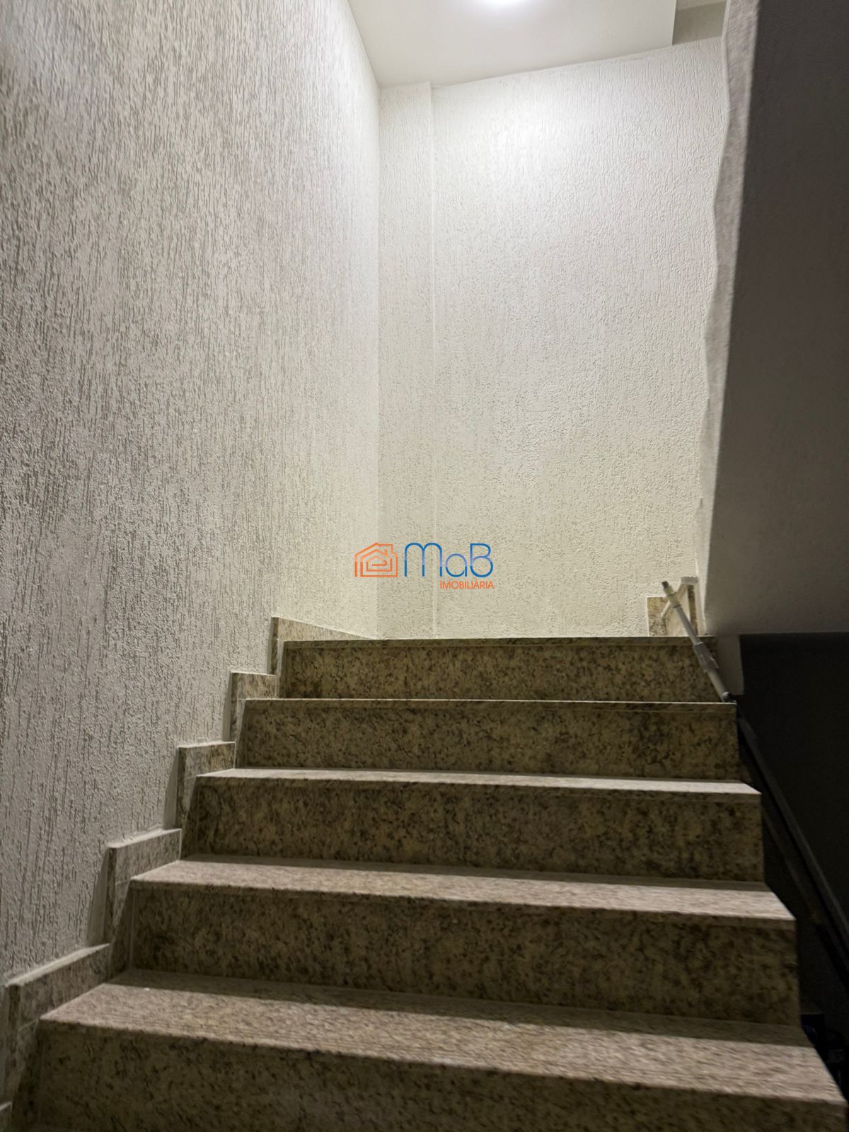 Salas Comerciais para Locação - Centro, Macaé