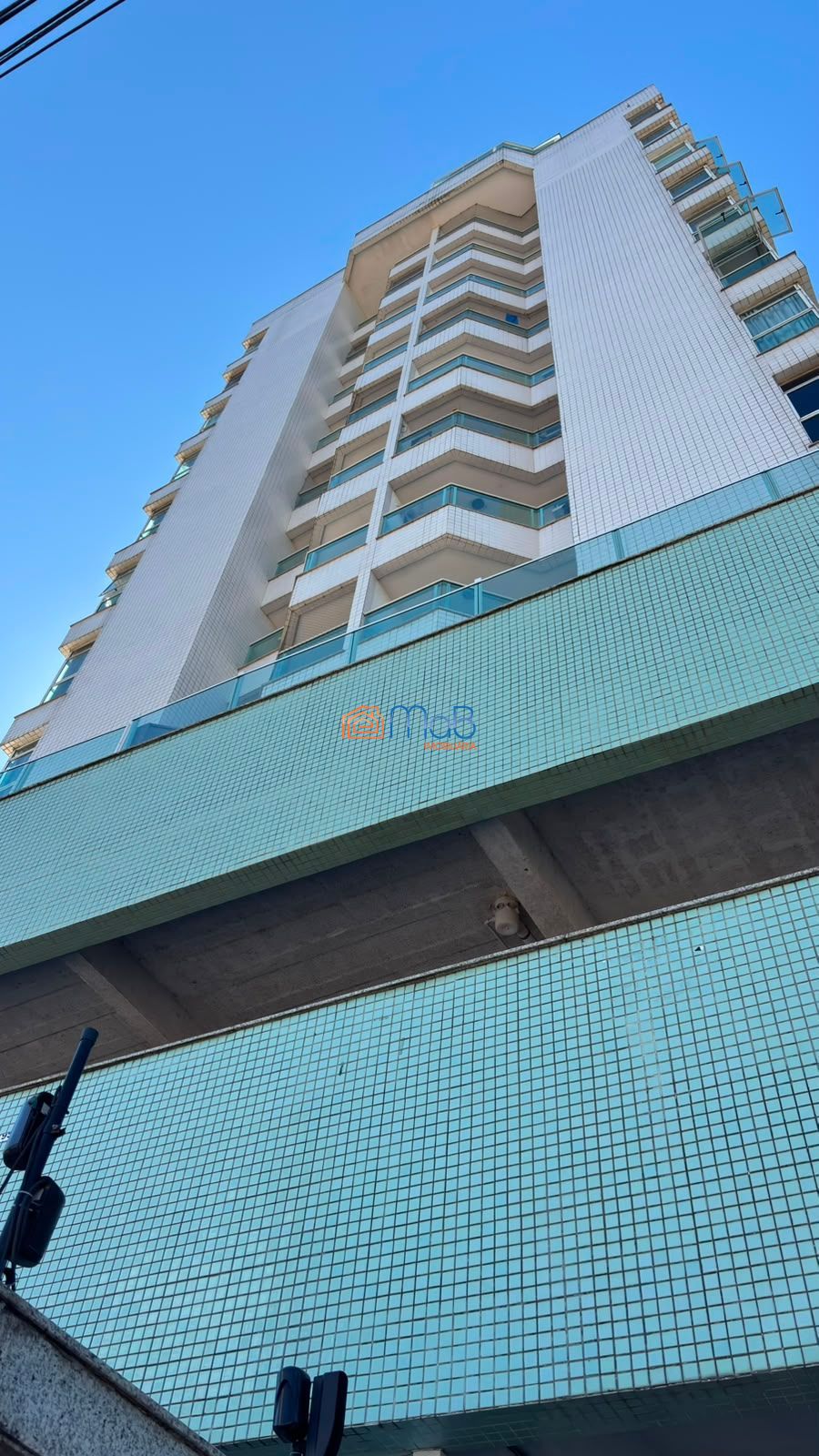 Apartamento garden à venda no riviera – 2 quartos (1 suíte), área externa e 2 va