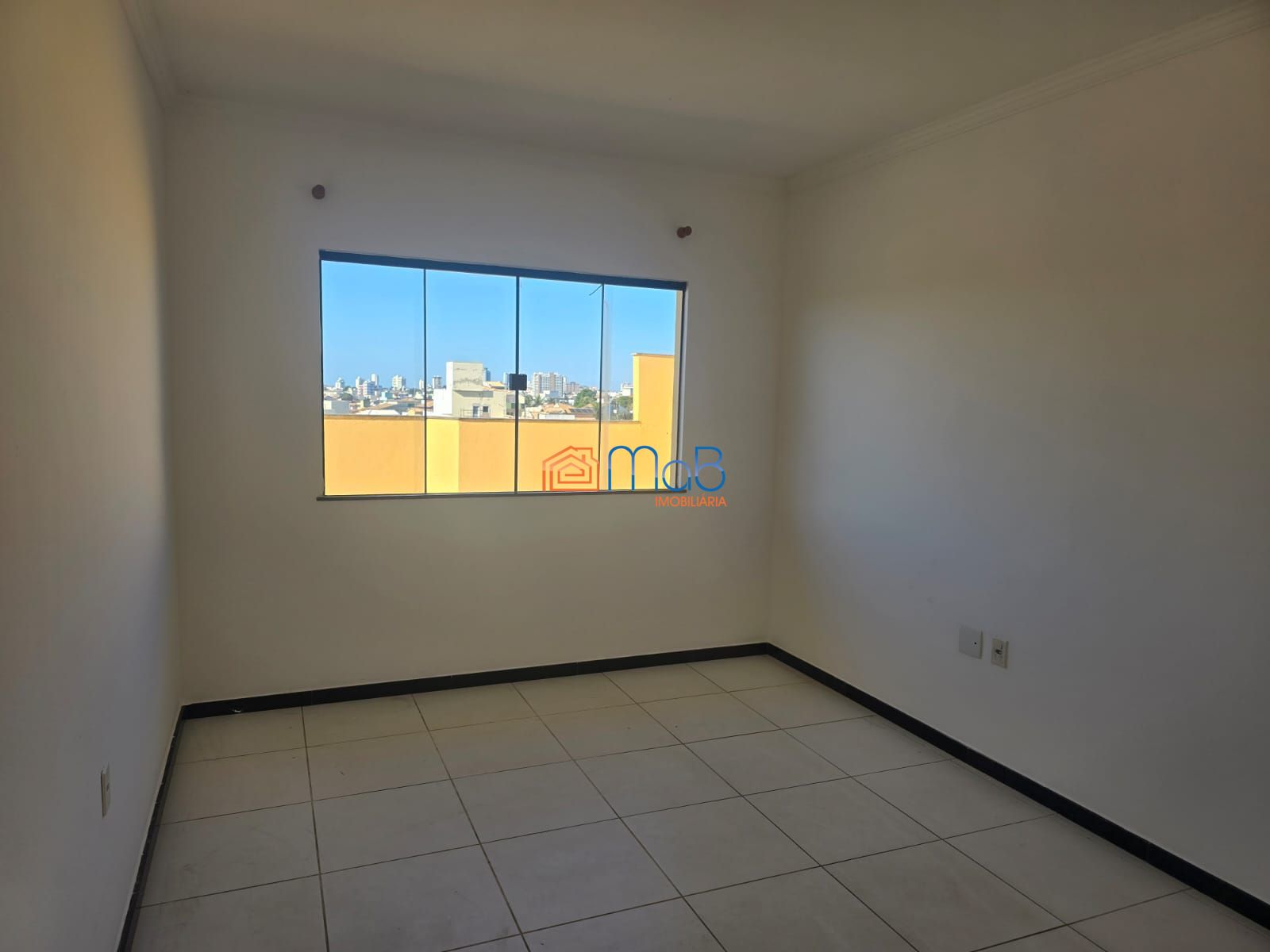 Cobertura com 01 suíte e terraço no novo horizonte