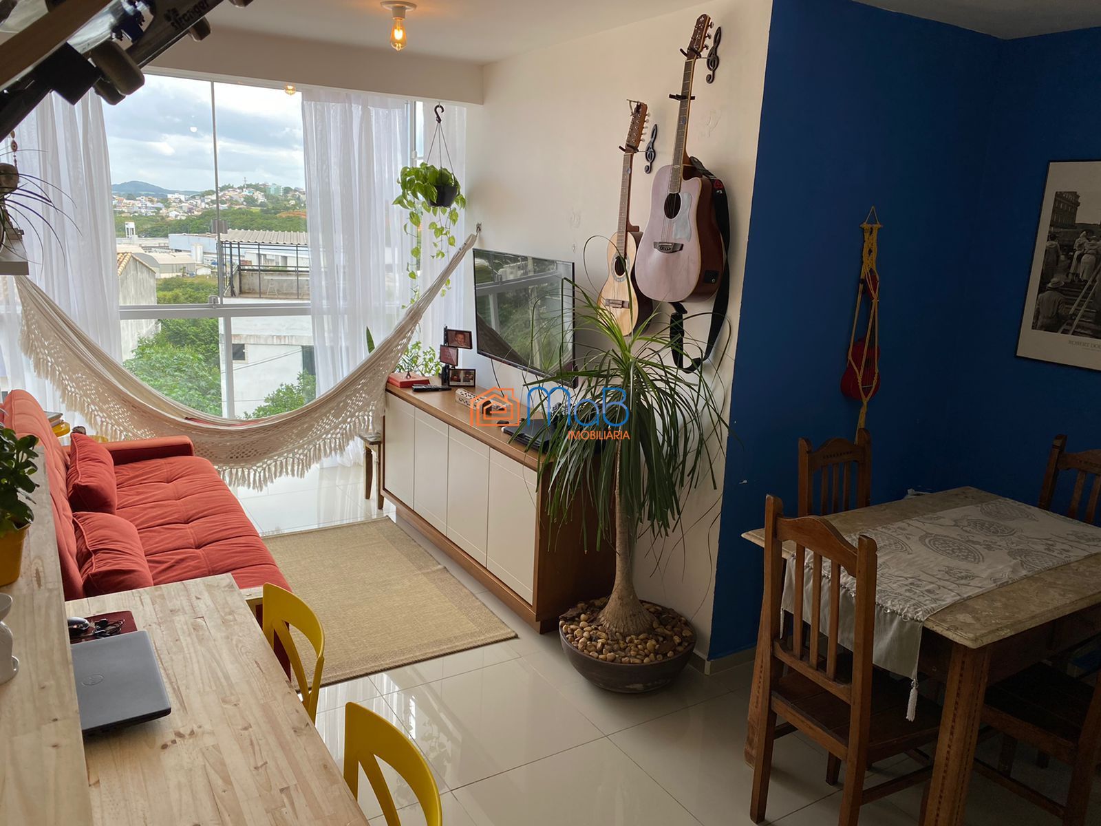 Apartamento à venda com 2 quartos, 62m² - Foto 3