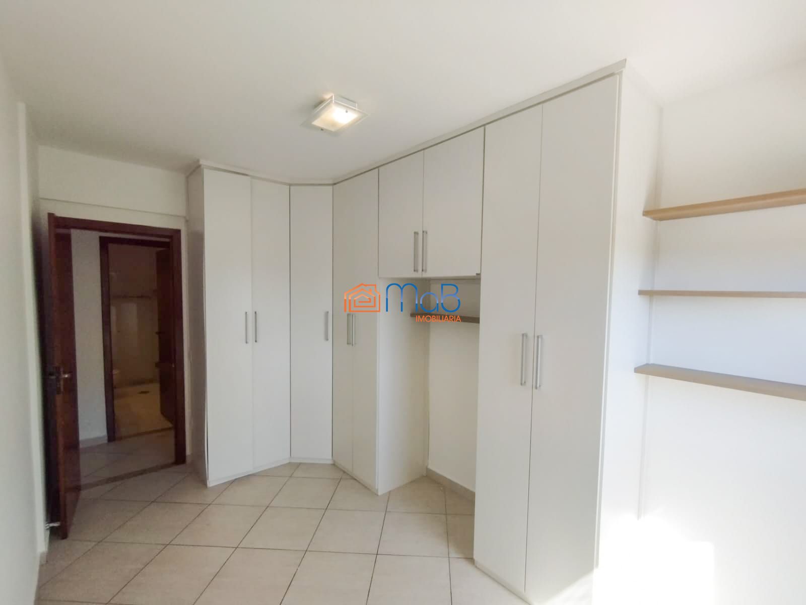 Apartamento à venda com 3 quartos, 92m² - Foto 17