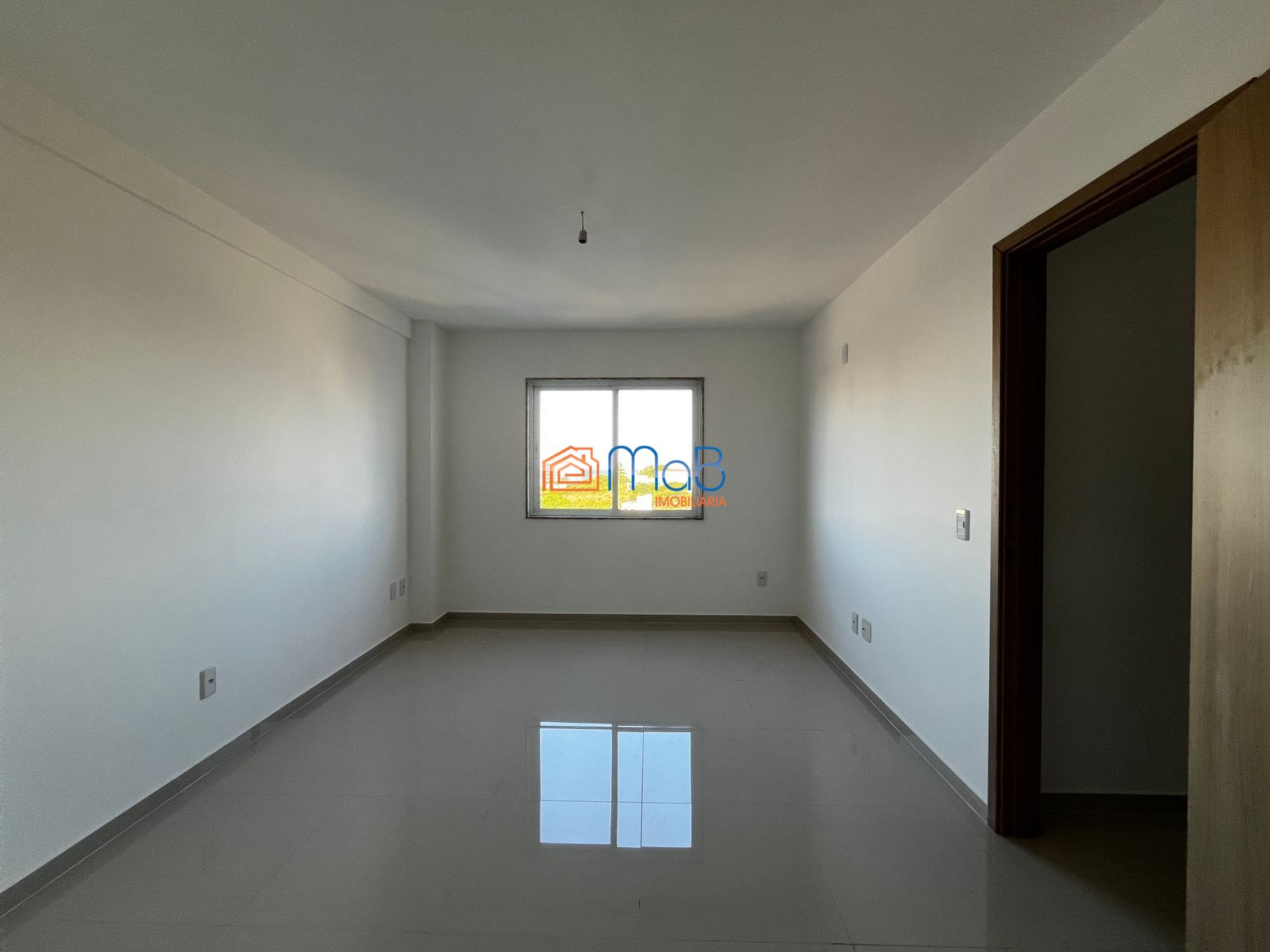 Apartamento à venda com 3 quartos, 105m² - Foto 8