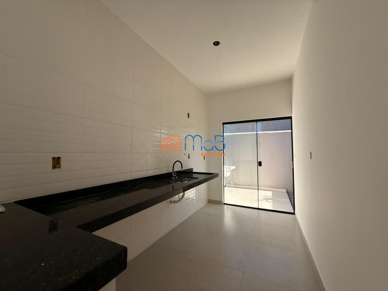 Casa moderna com 3 quartos, suíte e área gourmet com piscina - foto 4