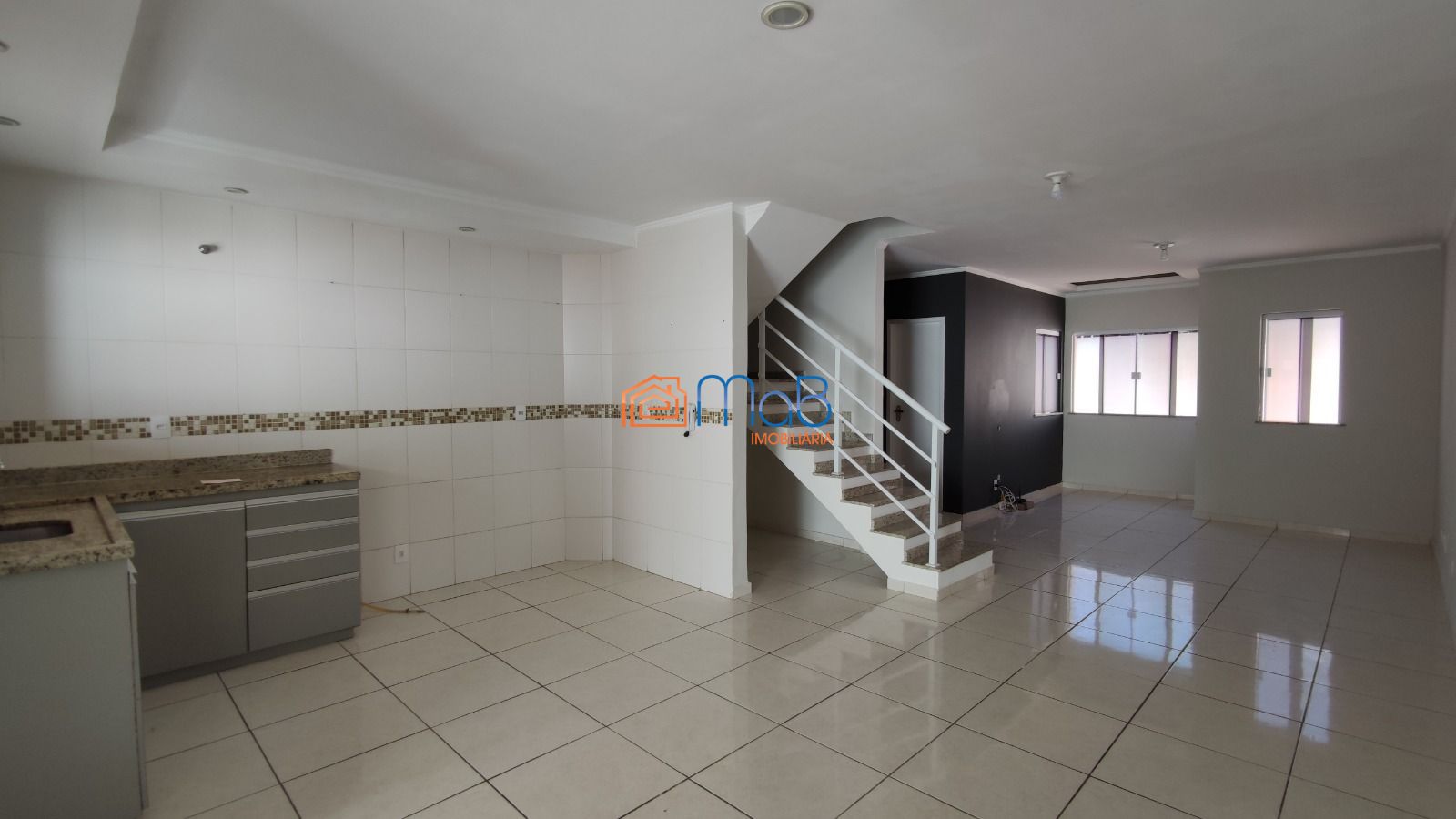 Duplex a venda no Jardim Guanabara - Macaé