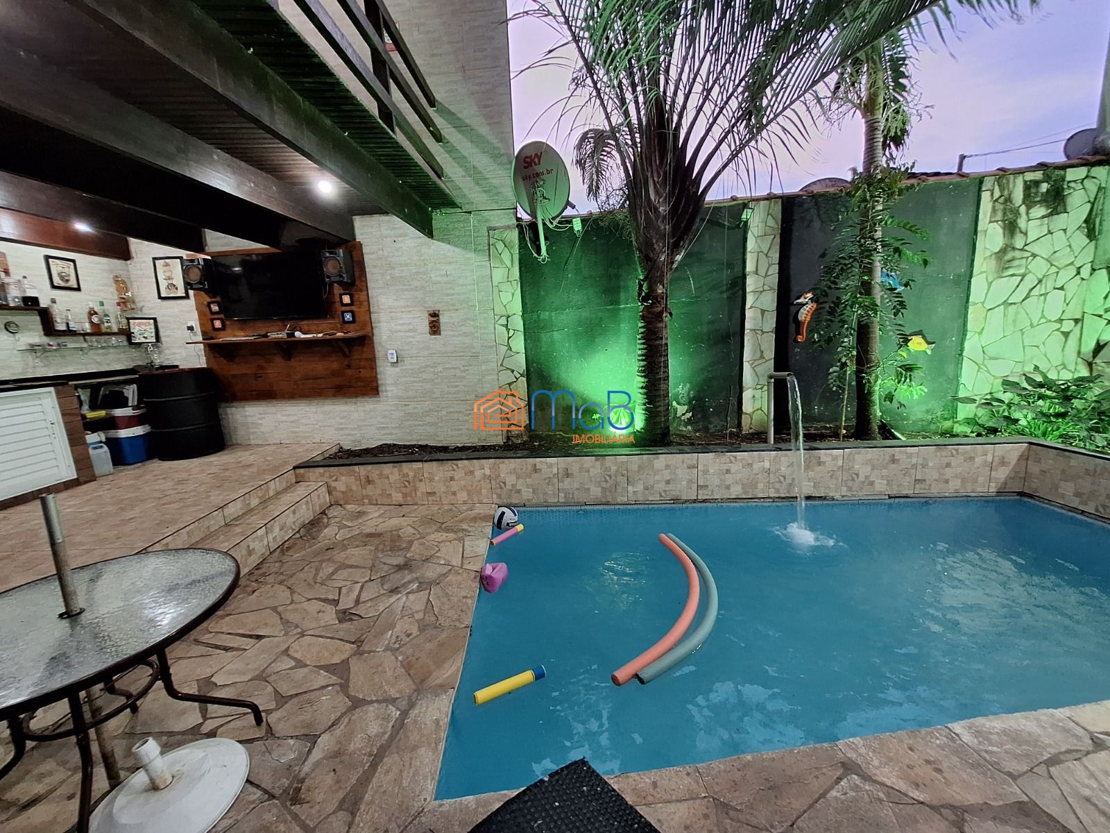 Casa, 3 quartos, 100 m² - Foto 2