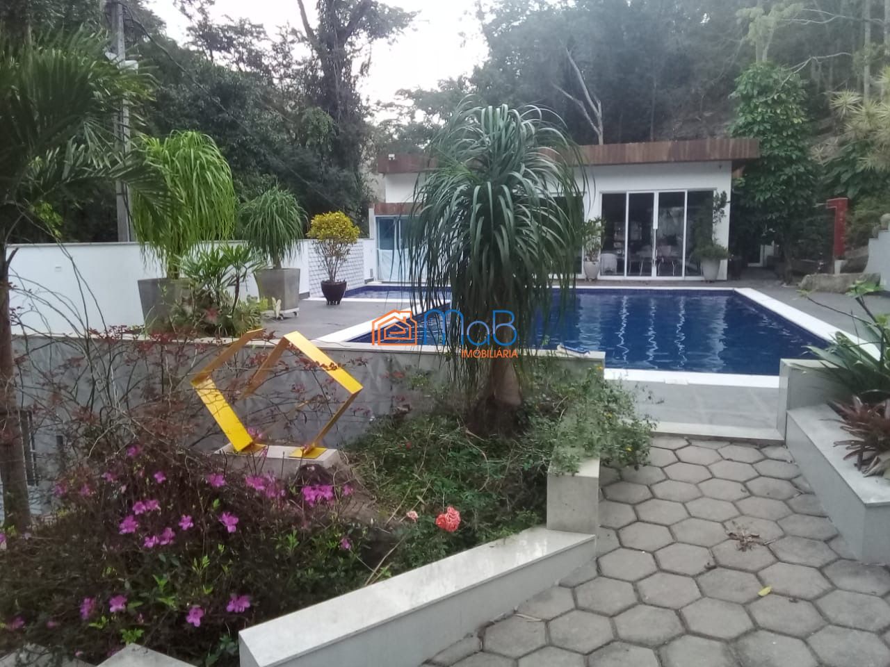 Propriedade luxo rara - paraíso particular entre o verde e o
