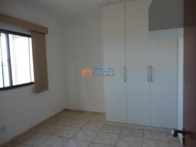 Apartamento à venda com 2 quartos, 70m² - Foto 5