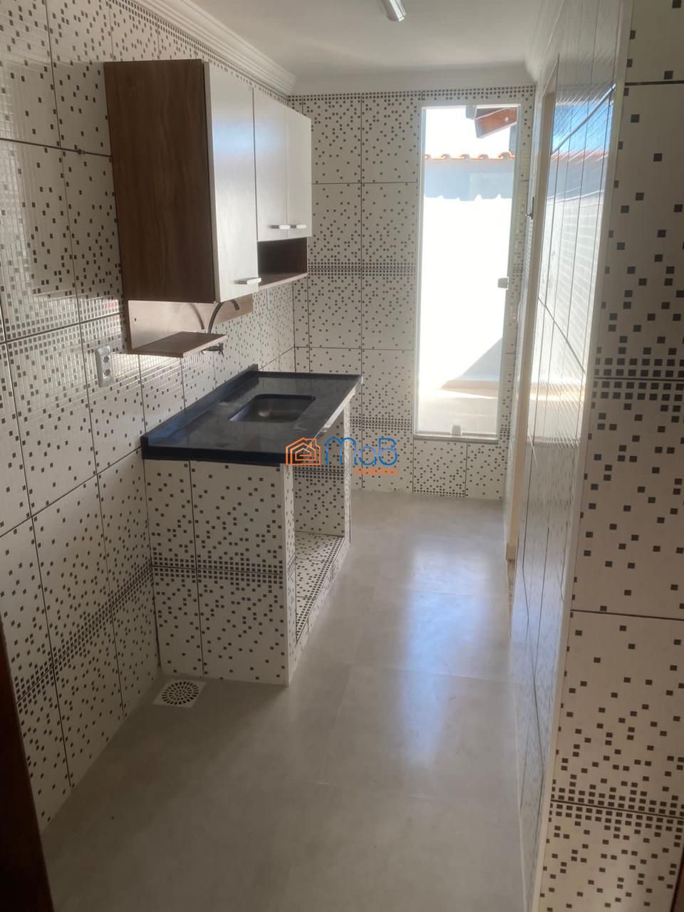 Casa à venda com 2 quartos, 60m² - Foto 18