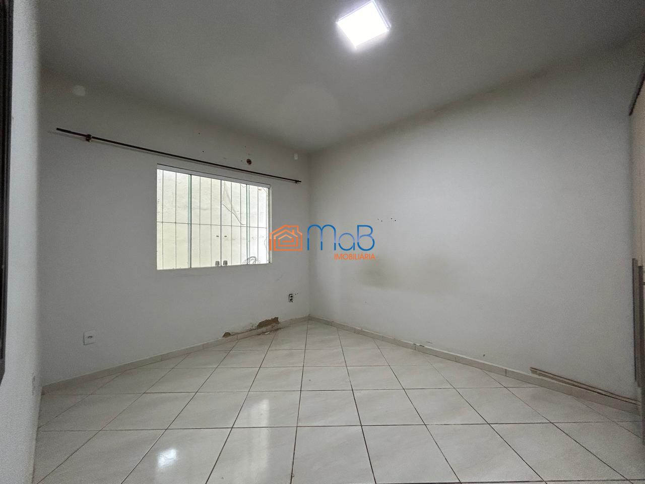 Casa à venda com 3 quartos, 200m² - Foto 15