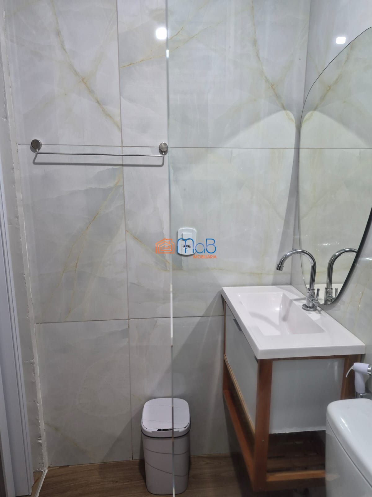 Apartamento de 02 quartos a venda no Barreto!