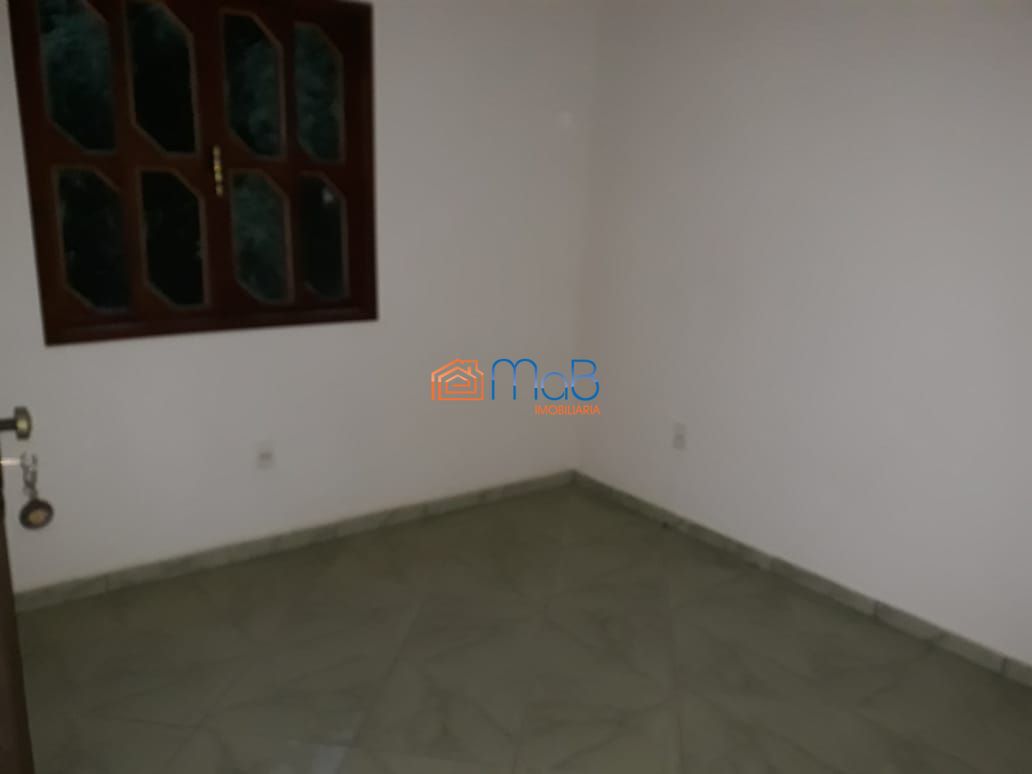 Casa à venda com 2 quartos, 240m² - Foto 12