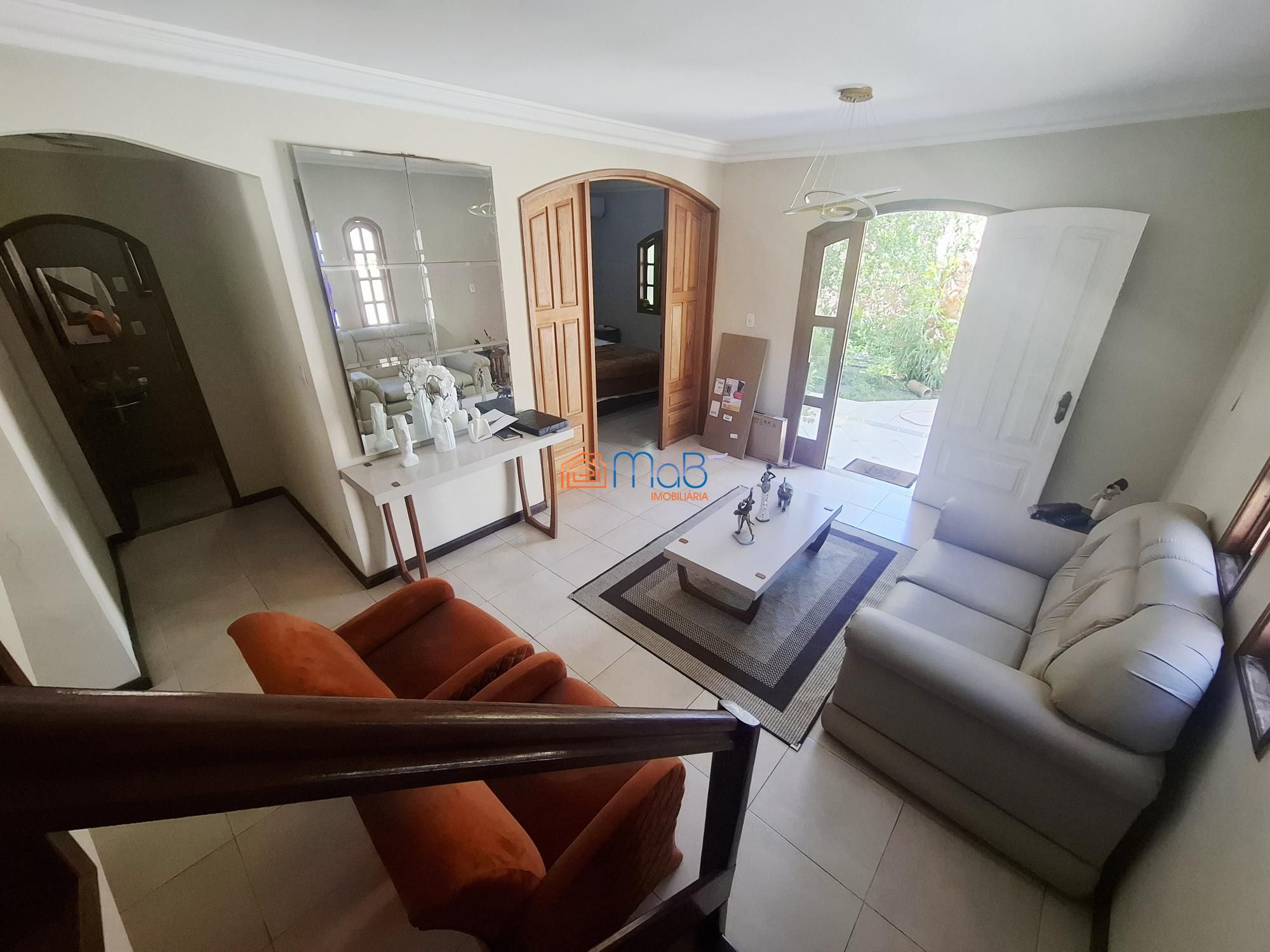 Casa, 6 quartos, 250 m² - Foto 4