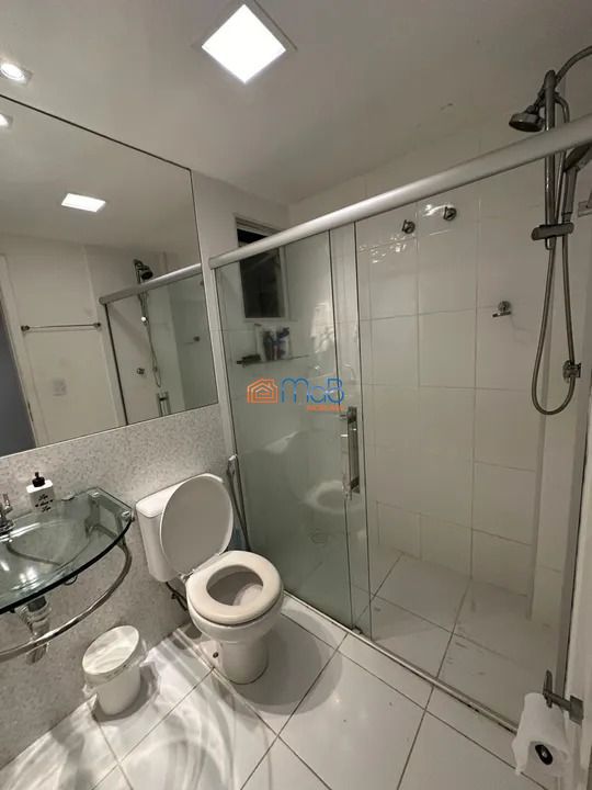 Apartamento à venda com 2 quartos, 70m² - Foto 8