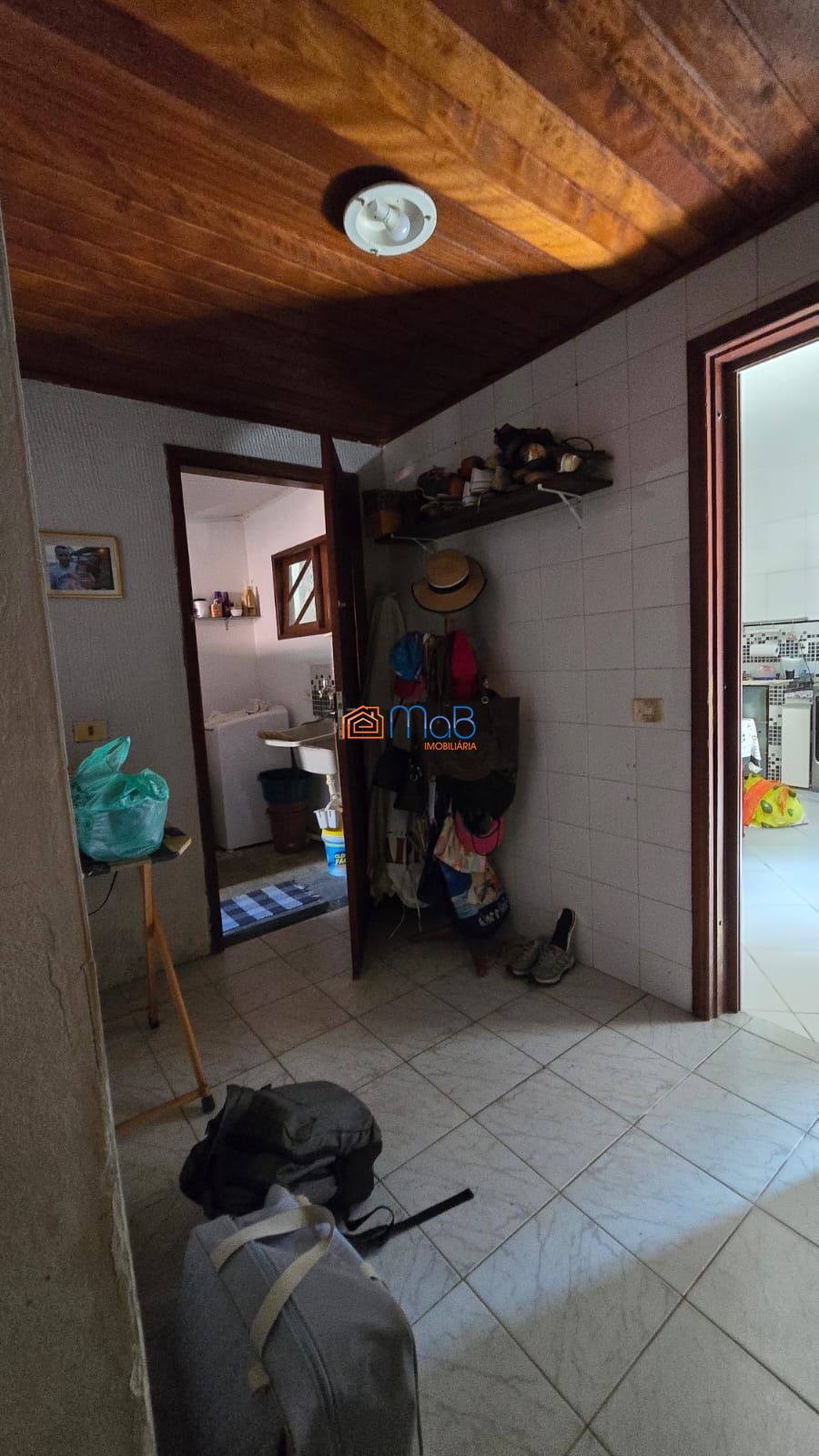 Casa à venda em trapóleo – amplo espaço e excelente estrutura!