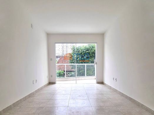 Apartamento à venda com 3 quartos, 67m² - Foto 4