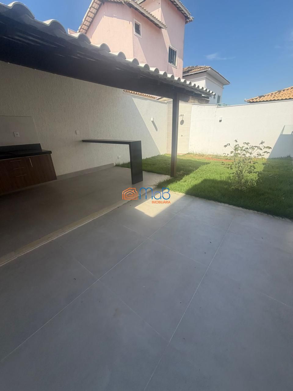 Casa nova á venda no Condomínio Costa Paraiso 3 quartos com suíte e Closet