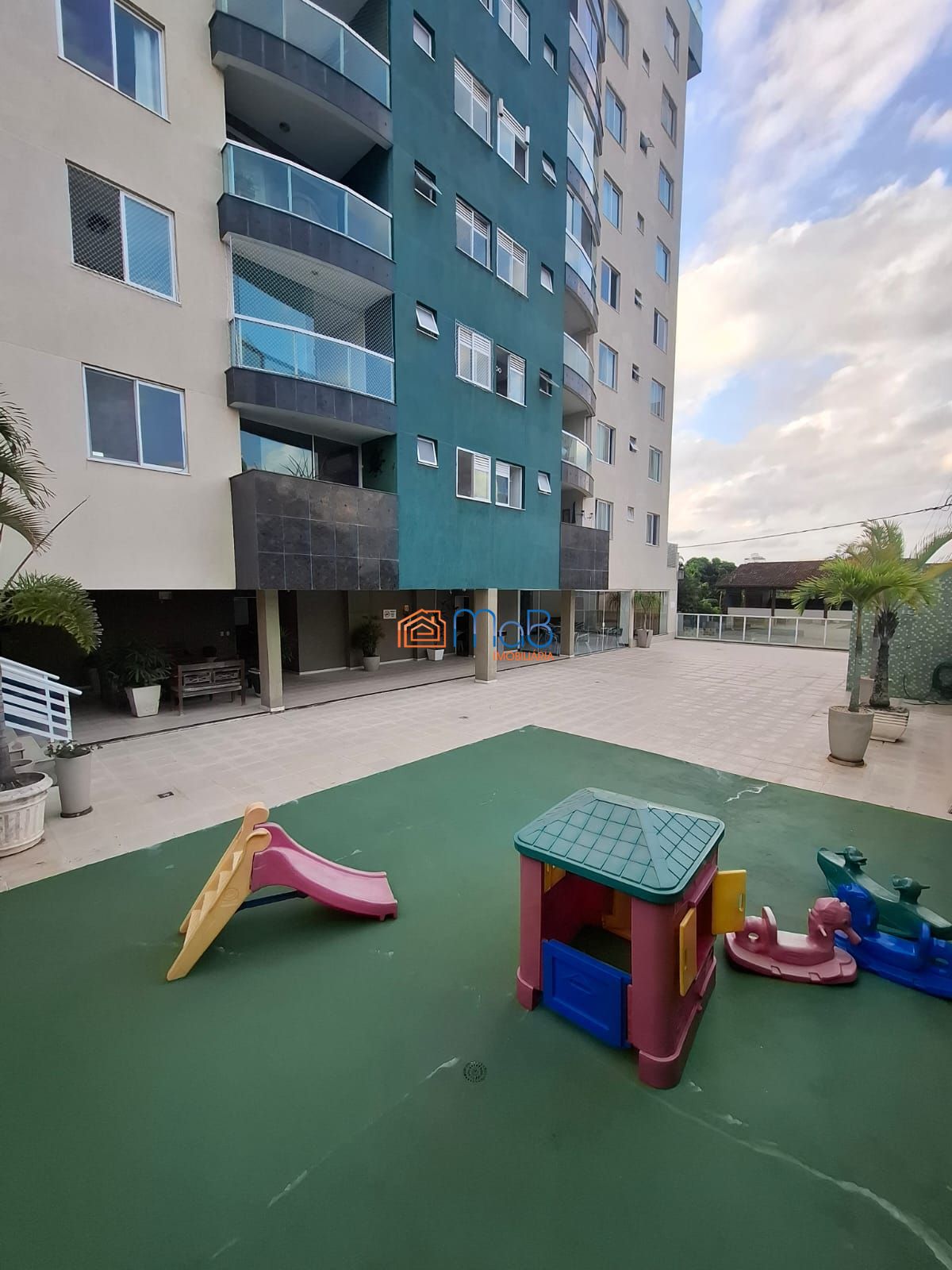 Apartamento, 3 quartos, 100 m² - Foto 1