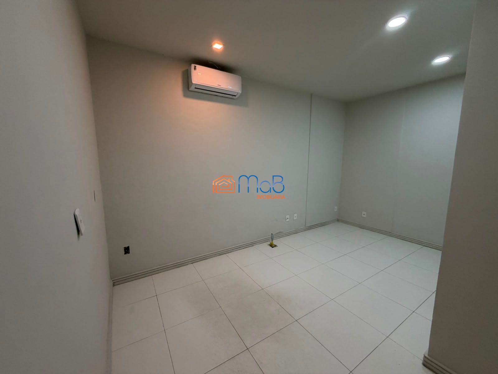 Excelente loja comercial de 50 m², com ótima localização, no Centro