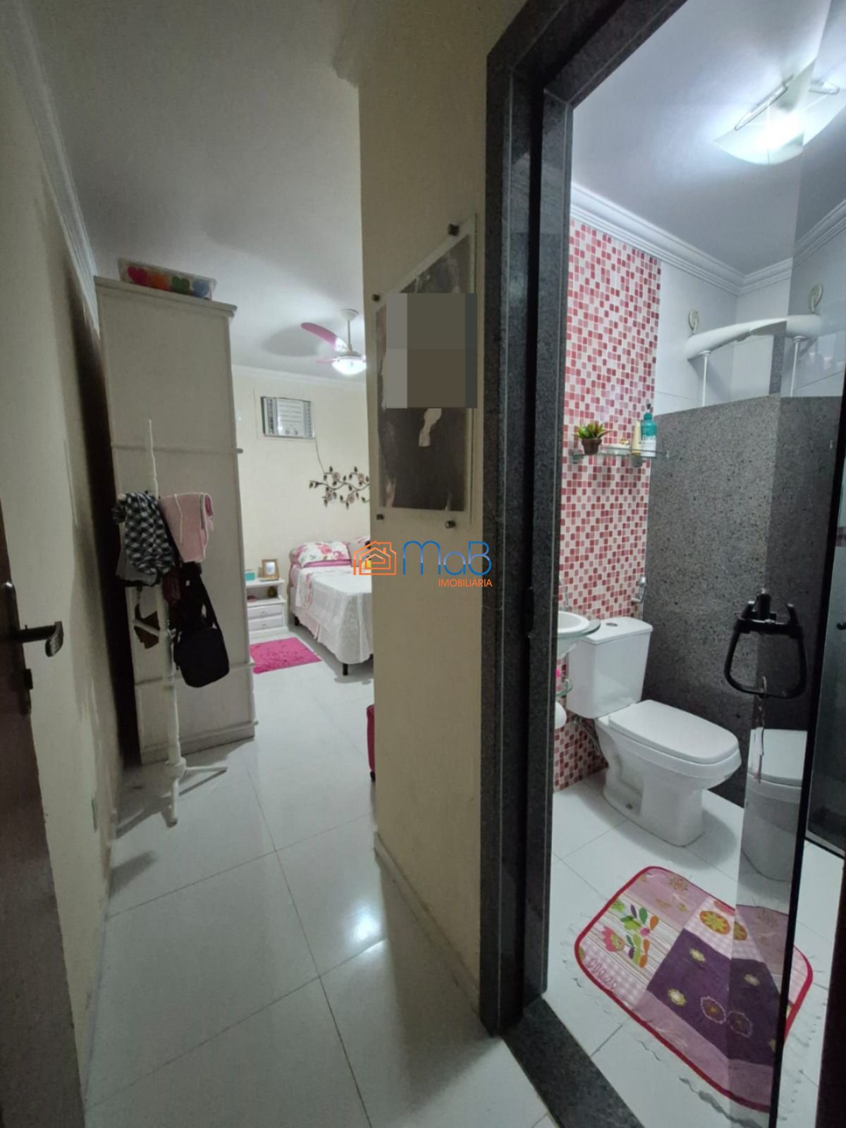 Casa de 310m² com Área Gourmet Completa e 4 Quartos