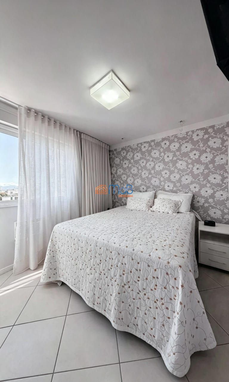 Apartamento 2 dormitórios à venda Imbetiba Macaé/RJ