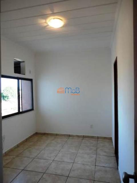 Apartamento à venda com 2 quartos, 70m² - Foto 10