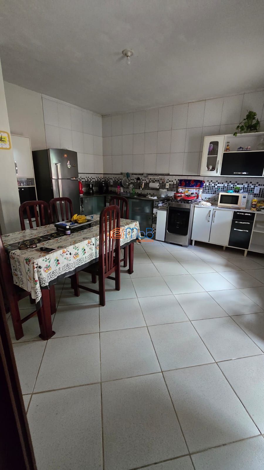 Casa à venda em trapóleo – amplo espaço e excelente estrutura!