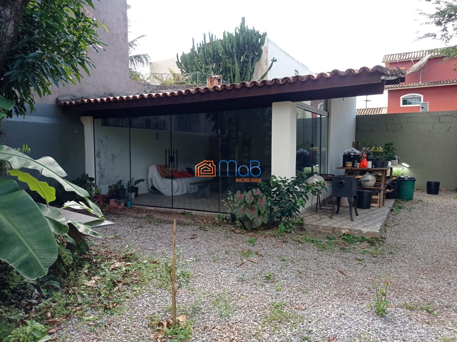 Casa à venda com 3 quartos, 208m² - Foto 11