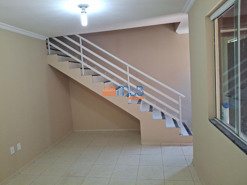 Casa duplex ampla no jardim mariléa!