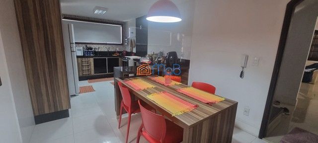 Casa à venda com 4 quartos, 250m² - Foto 5