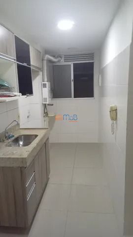 Apartamento à venda com 2 quartos, 62m² - Foto 3