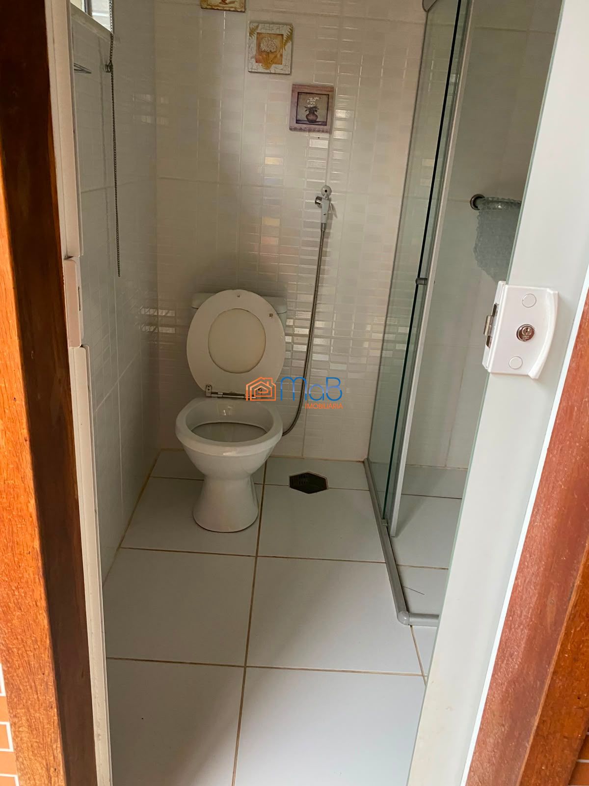 Casa com 4 quartos + terraço com churrasqueira no parque aeroporto!