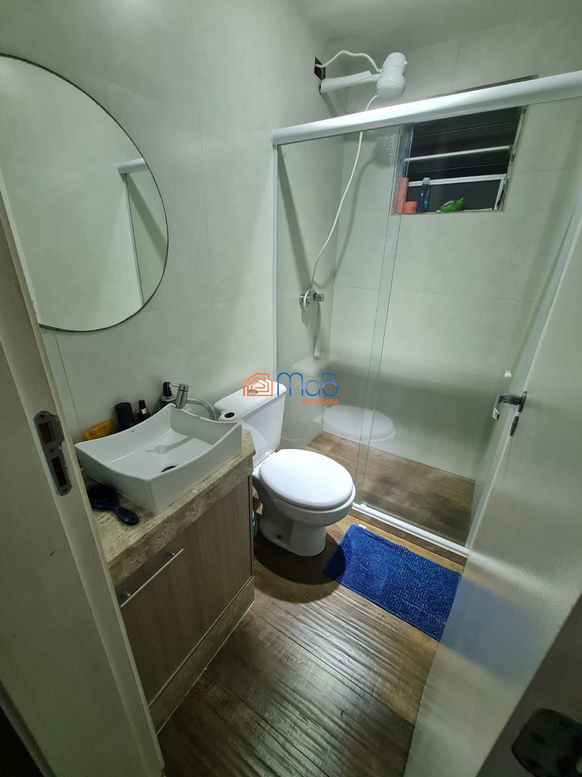 Apartamento 03 quartos com suíte e garagem.