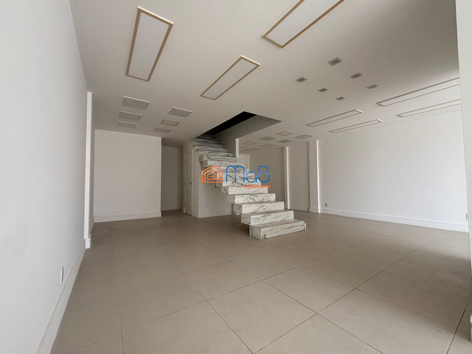 Loja comercial no boulevard norte sul – 166,69 m² lagoa – macaé