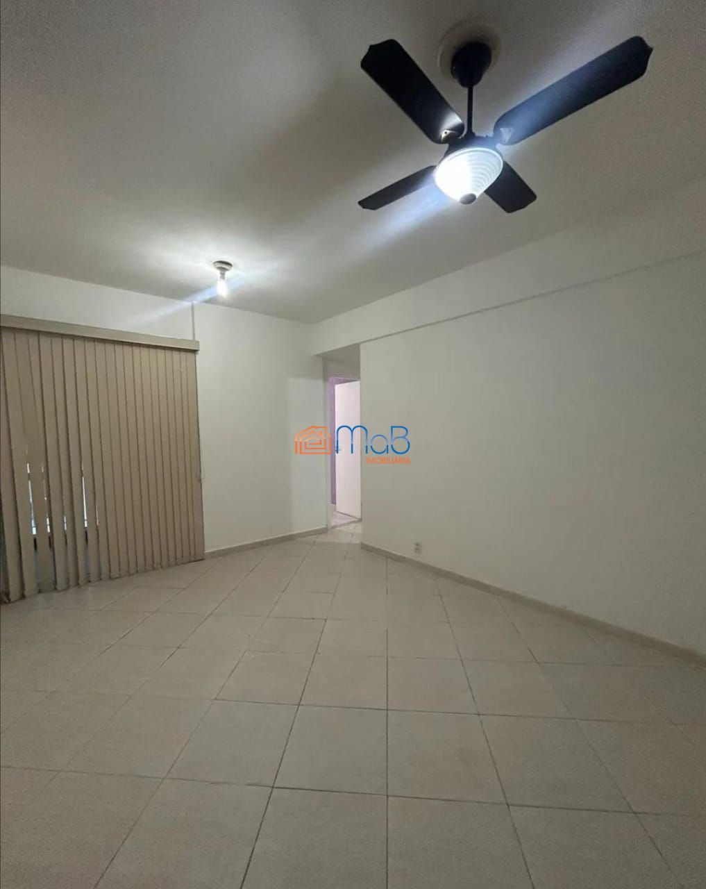 Apartamento com 02 quartos e vista mar