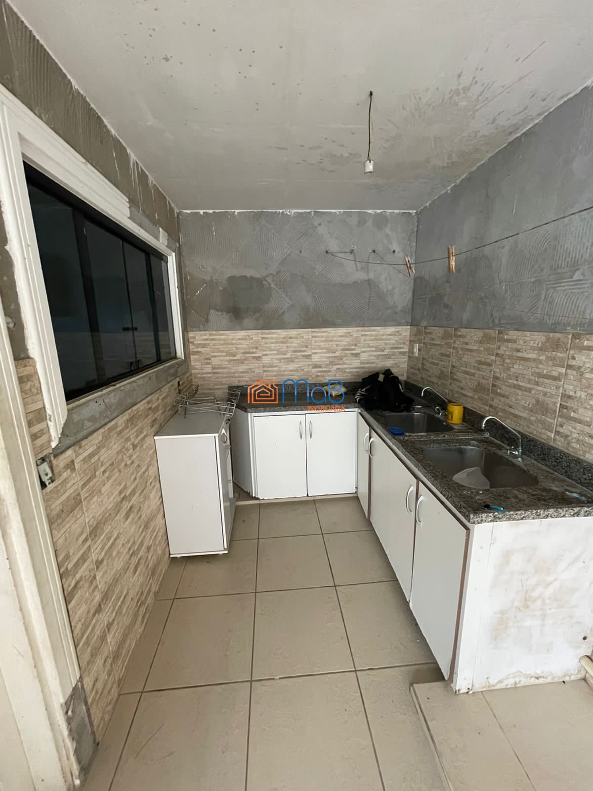 Casa à venda com 4 quartos, 200m² - Foto 7