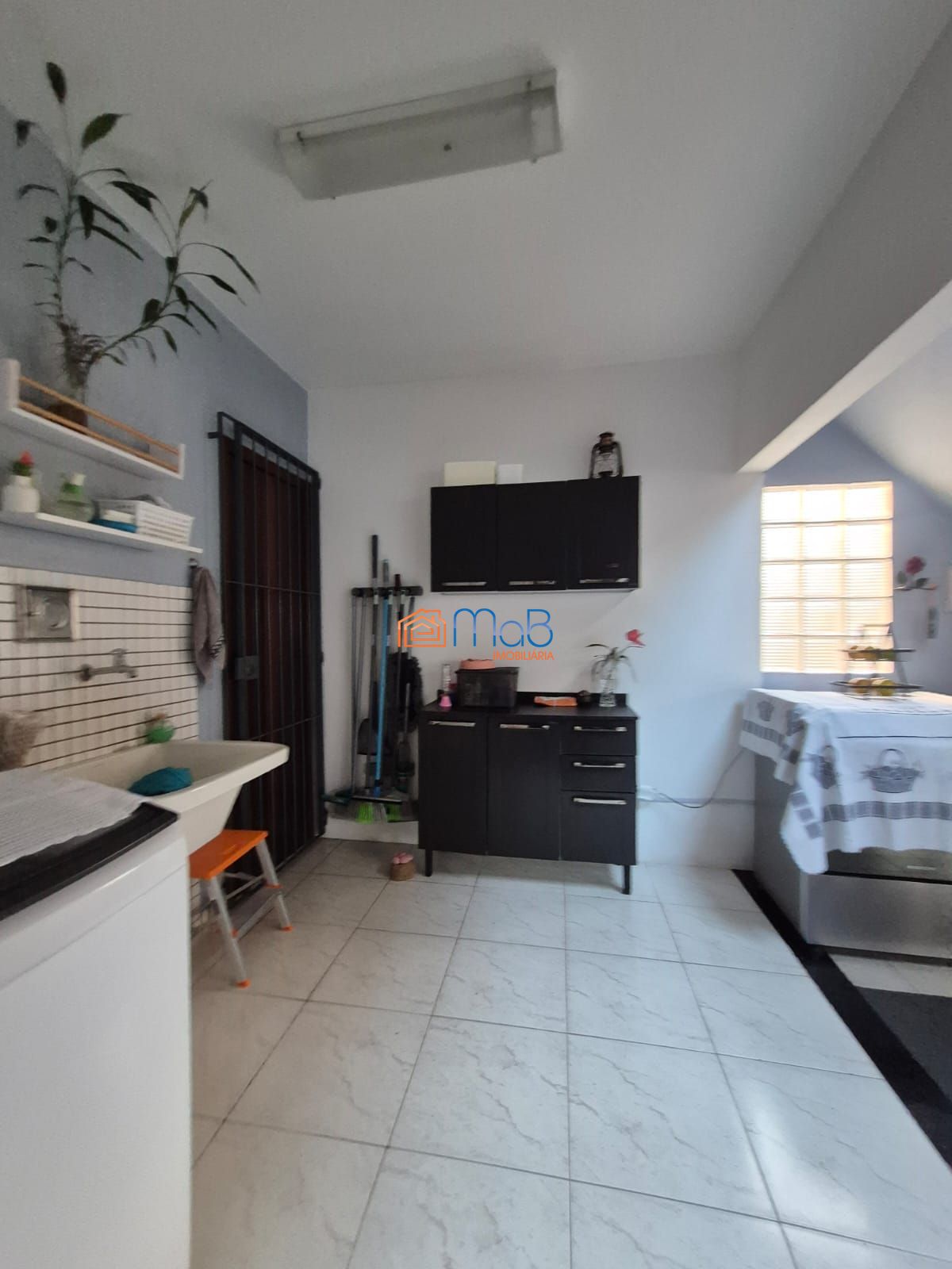 Casa de 310m² com Área Gourmet Completa e 4 Quartos