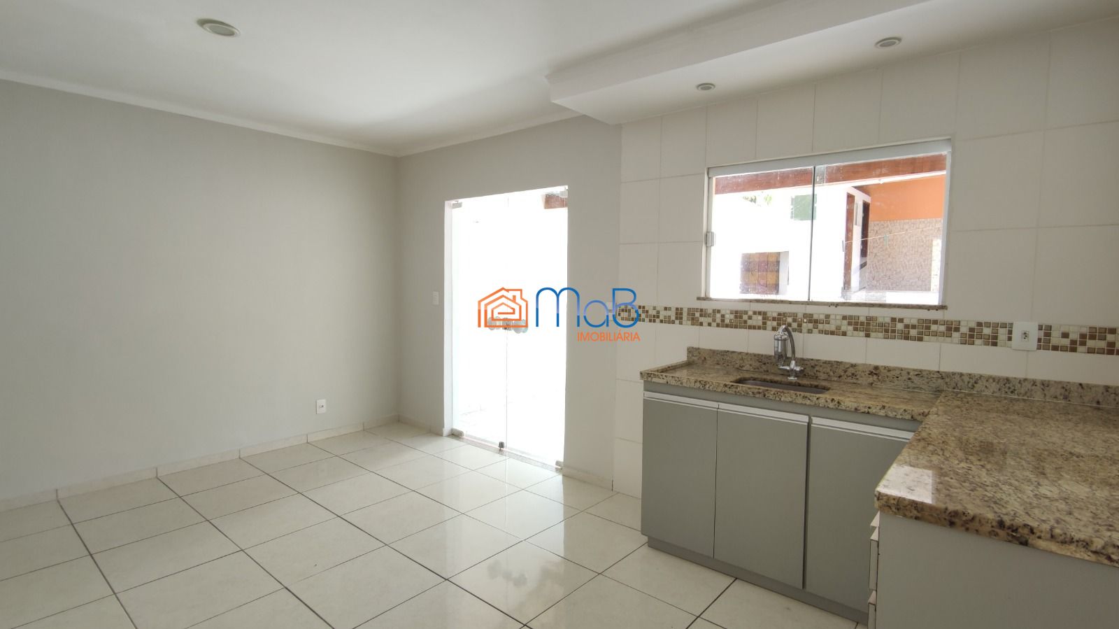 Duplex a venda no Jardim Guanabara - Macaé