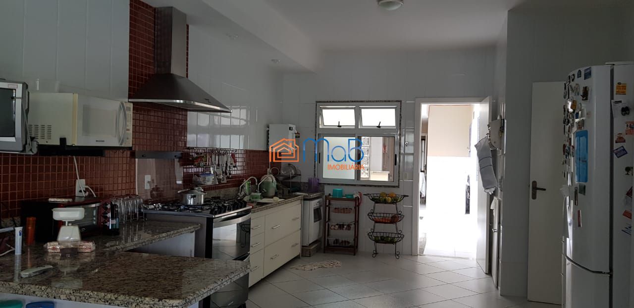 Casa à venda com 4 quartos, 480m² - Foto 16