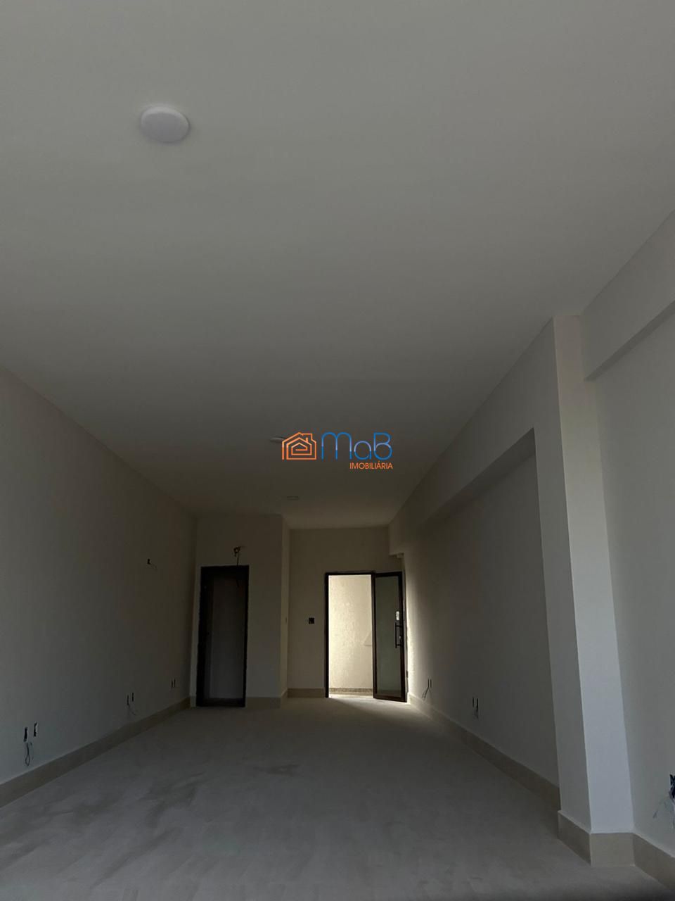 Salas Comerciais para Locação - Centro, Macaé