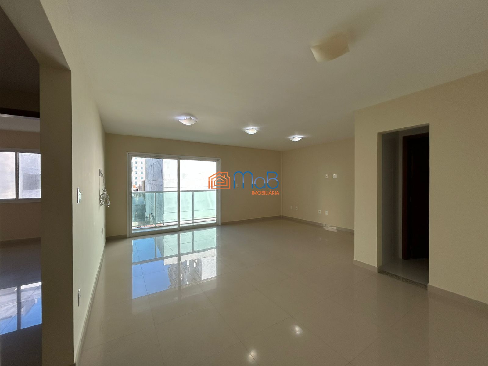 Apartamento, 3 quartos, 130 m² - Foto 1