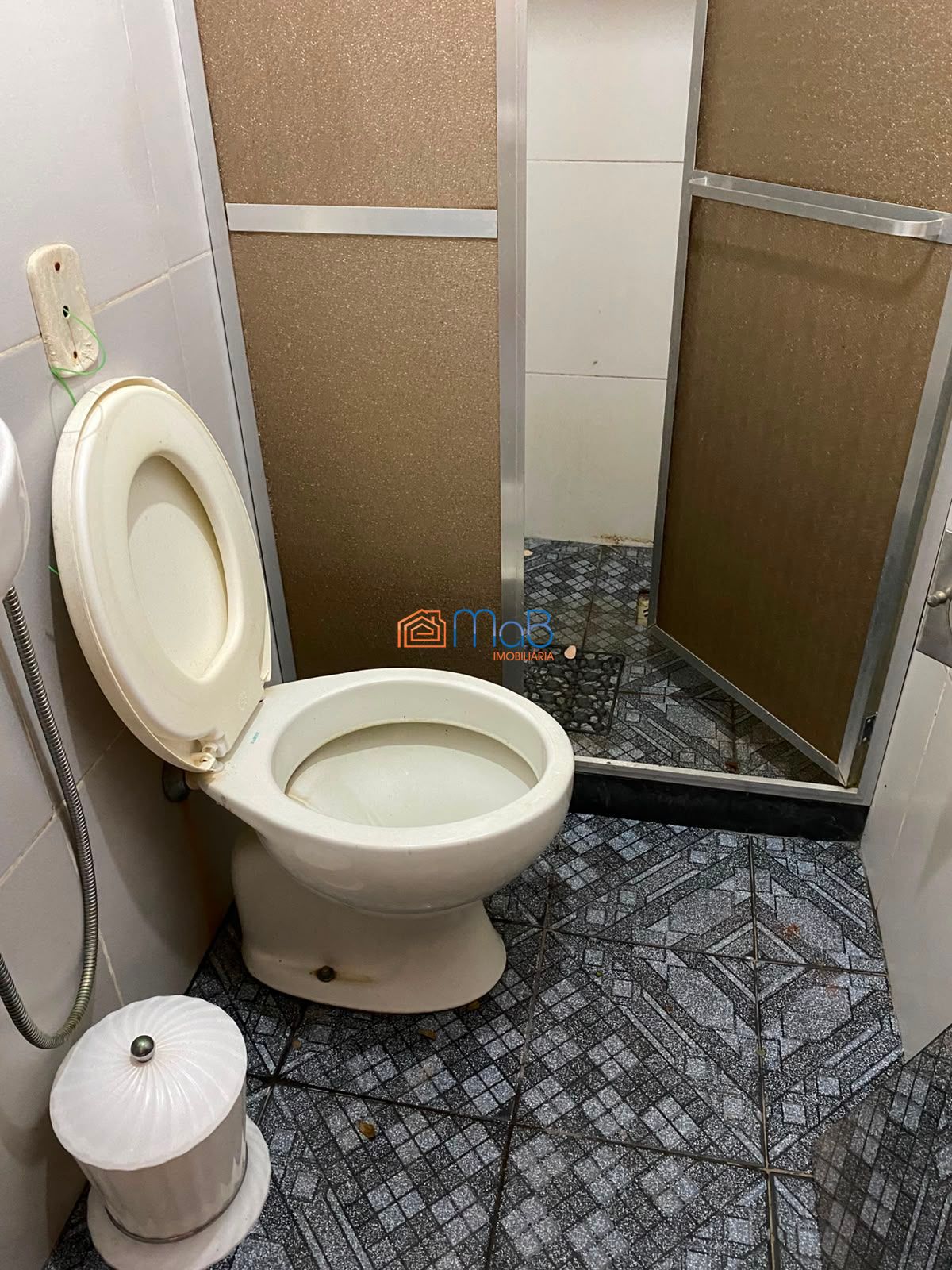 Casa com 4 quartos + terraço com churrasqueira no parque aeroporto!