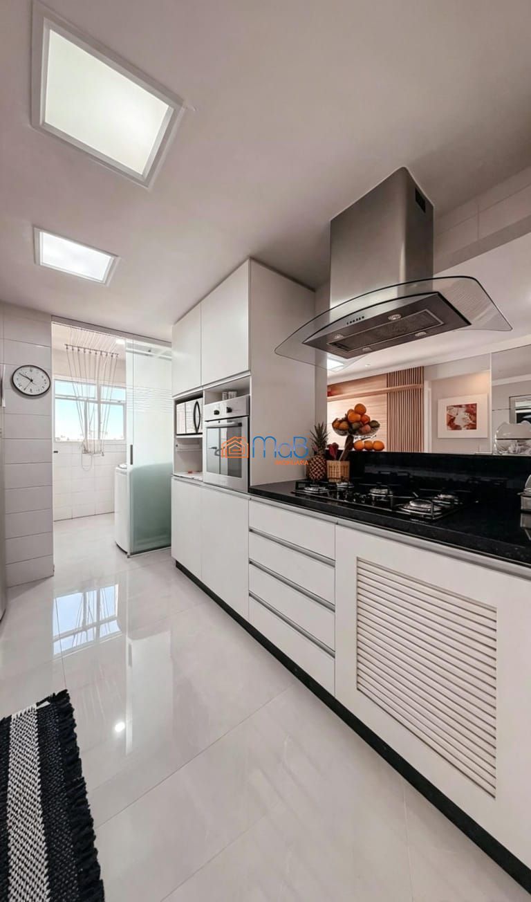 Apartamento 2 dormitórios à venda Imbetiba Macaé/RJ