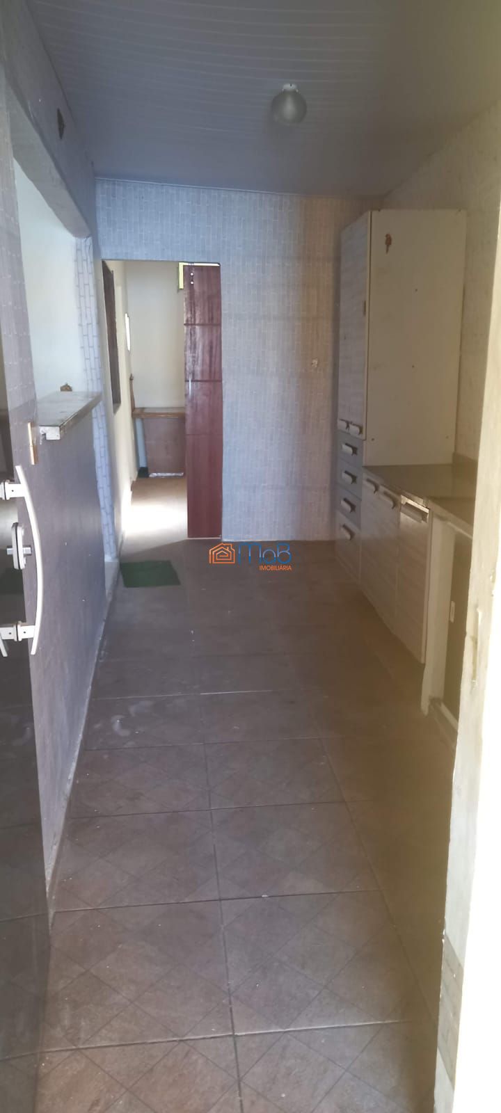 Casa à venda com 2 quartos, 180m² - Foto 12