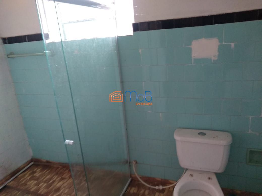 Loja-Salão para alugar com 3 quartos, 210m² - Foto 9